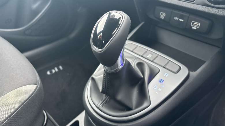 Hyundai i10 1.0 [63] Advance 5dr Auto [Nav] Petrol Hatchback